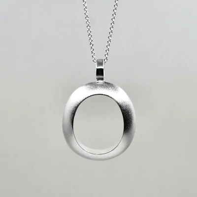 Sassi Design, Looppi riipus