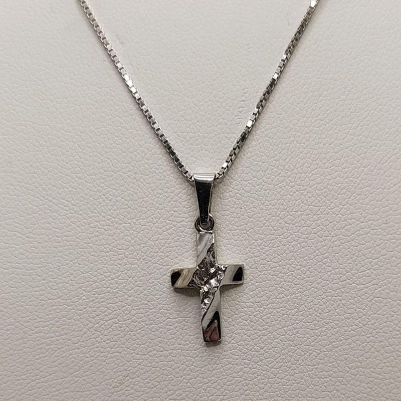 Ristiriipus, valkokultaa