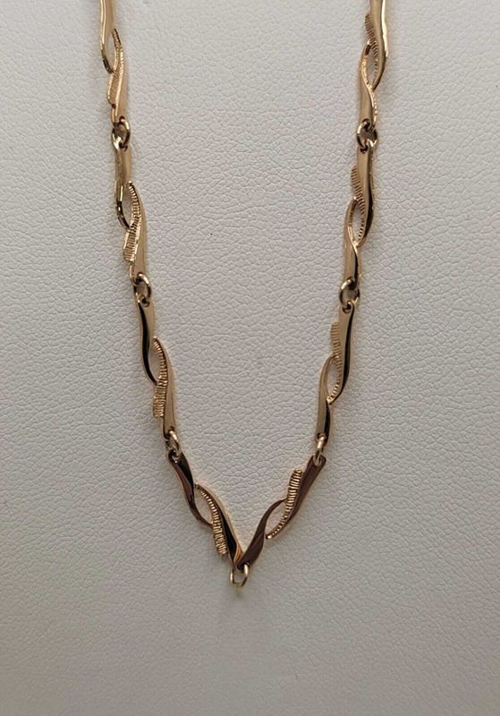 Kultainen kaulaketju