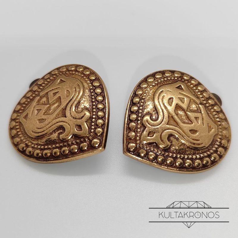 Kalevala Koru, Aarrekääty korvakorut