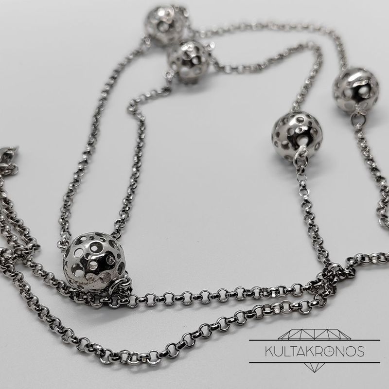 Liisa Vitali, Leppäkerttu -kaulakoru