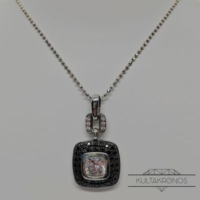 Säihkyvä kaulakoru