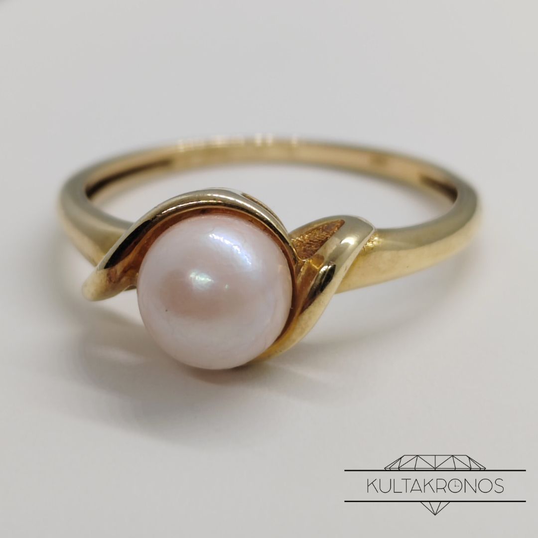 Kultainen helmisormus Kultainen helmisormus