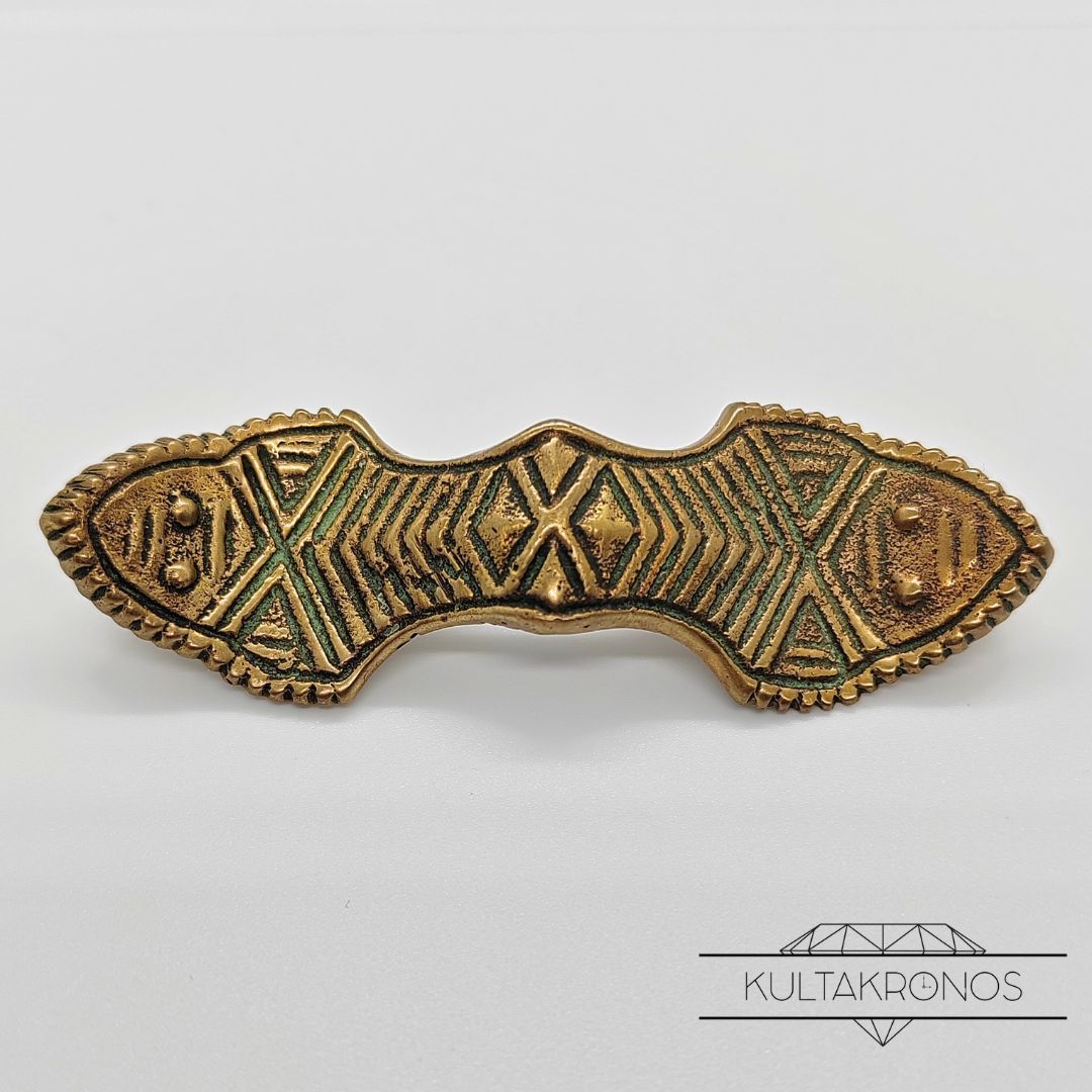 Kalevala Koru, Solki rintaneula