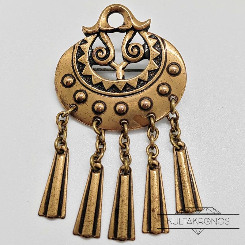 Kalevala Koru, Kuutar rintakoru