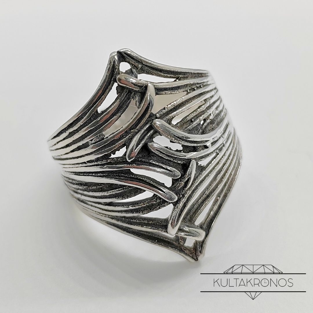 Valo-Koru, hopeinen sormus Valo-Koru, hopeinen sormus