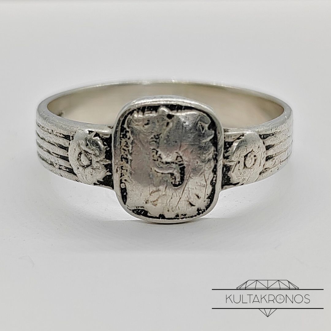 Leijonasormus - hyväntekeväisyyskoru