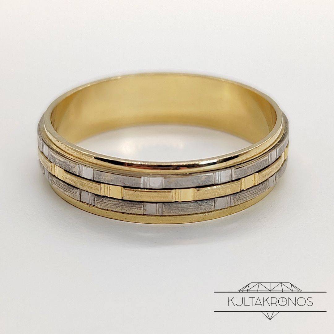 Kultainen sormus Kultainen sormus