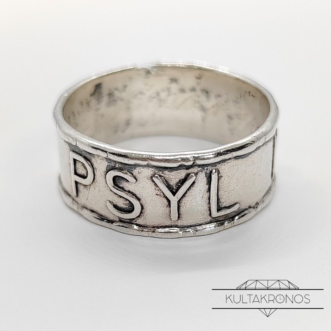 Hopeinen sormus - 1960