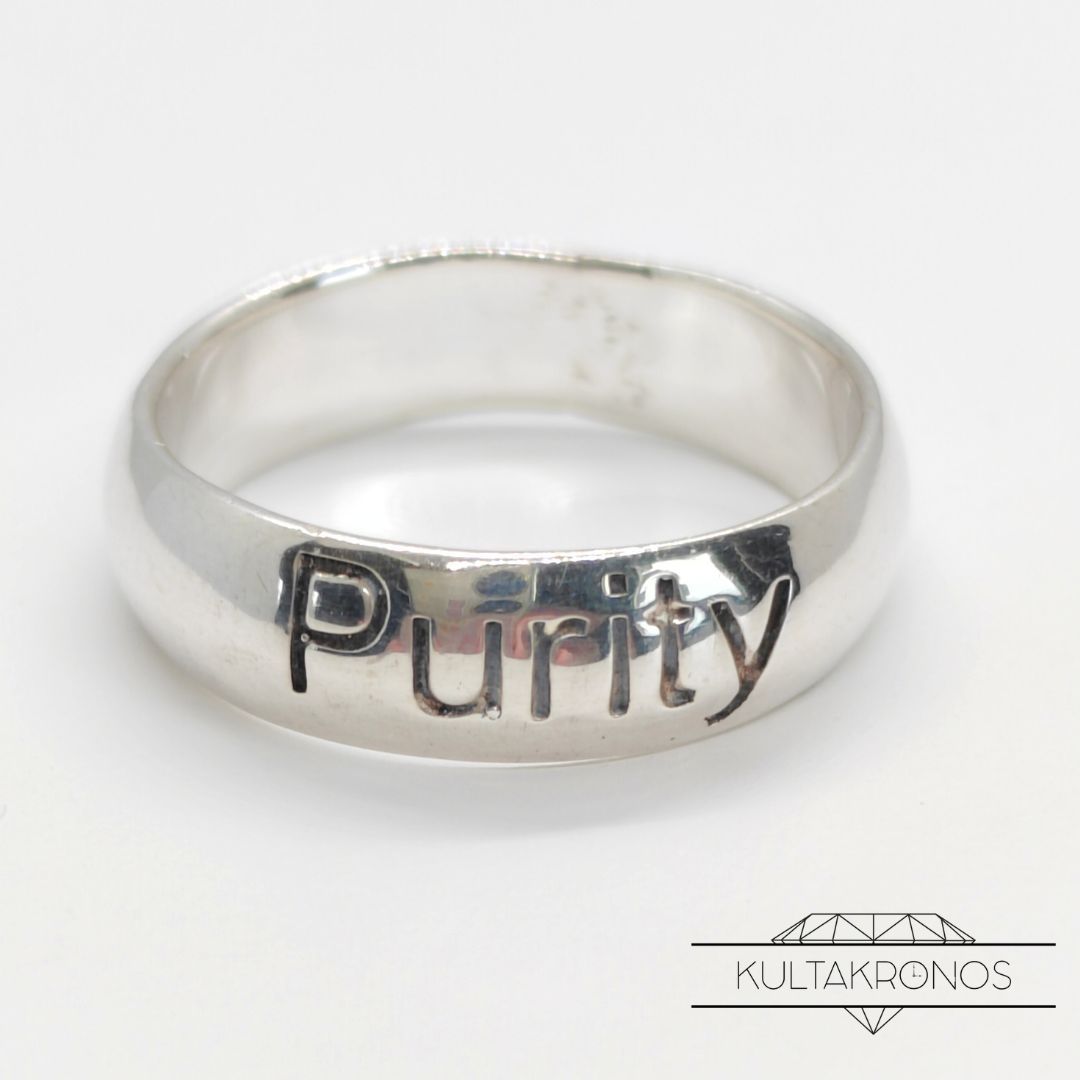 Hopeinen sormus Hopeinen sormus