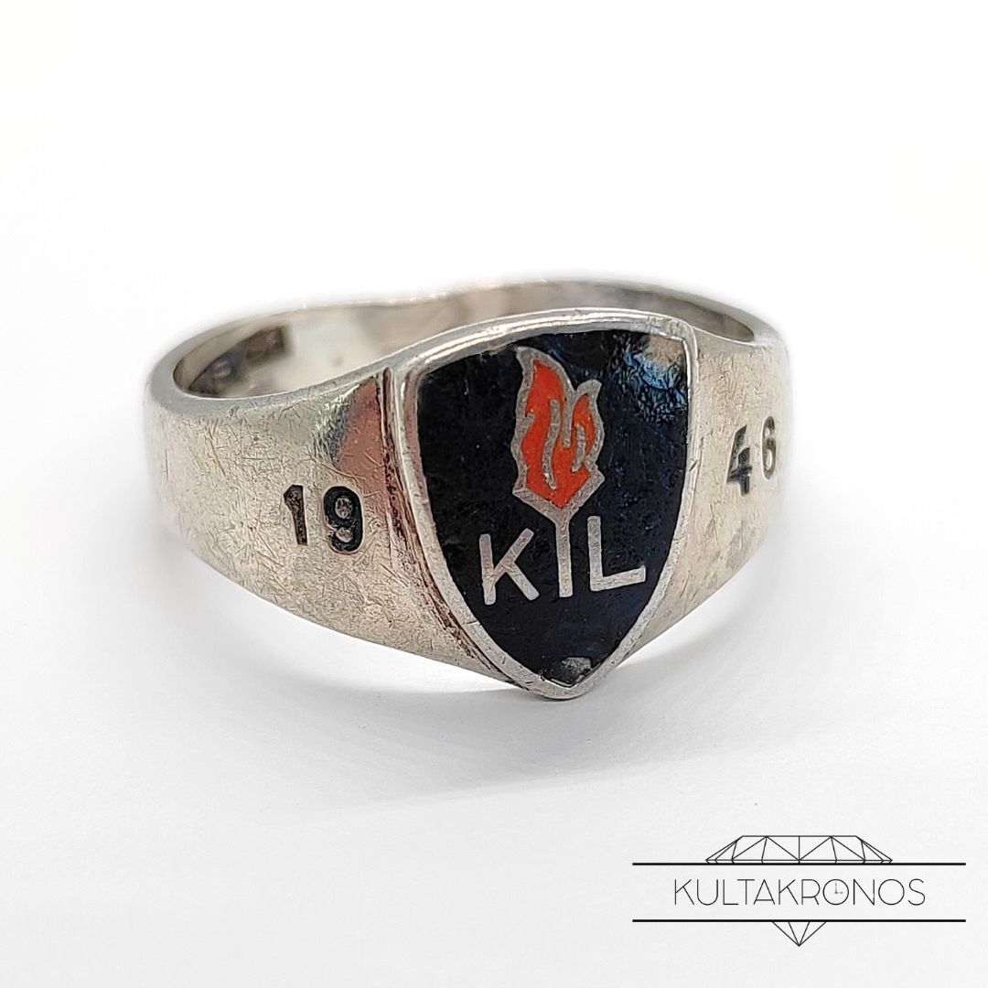 Hopeinen sormus - 1947 Hopeinen sormus - 1947