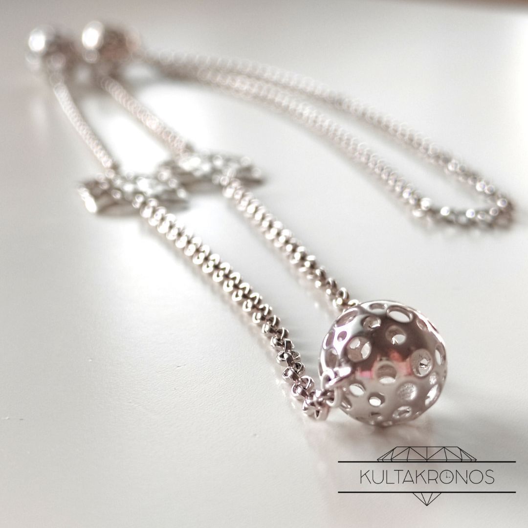 Liisa Vitali, Pitsi ja Leppäkerttu -kaulakoru