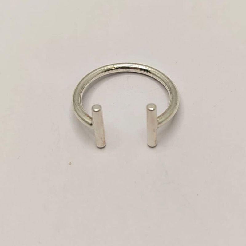 Catwalk Jewellery moderni hopeasormus