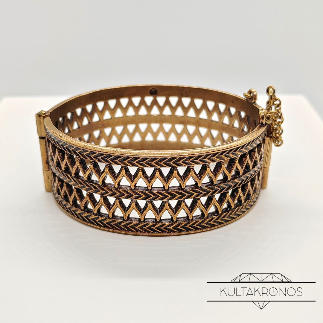 Kalevala Koru, Uskelan rannekoru