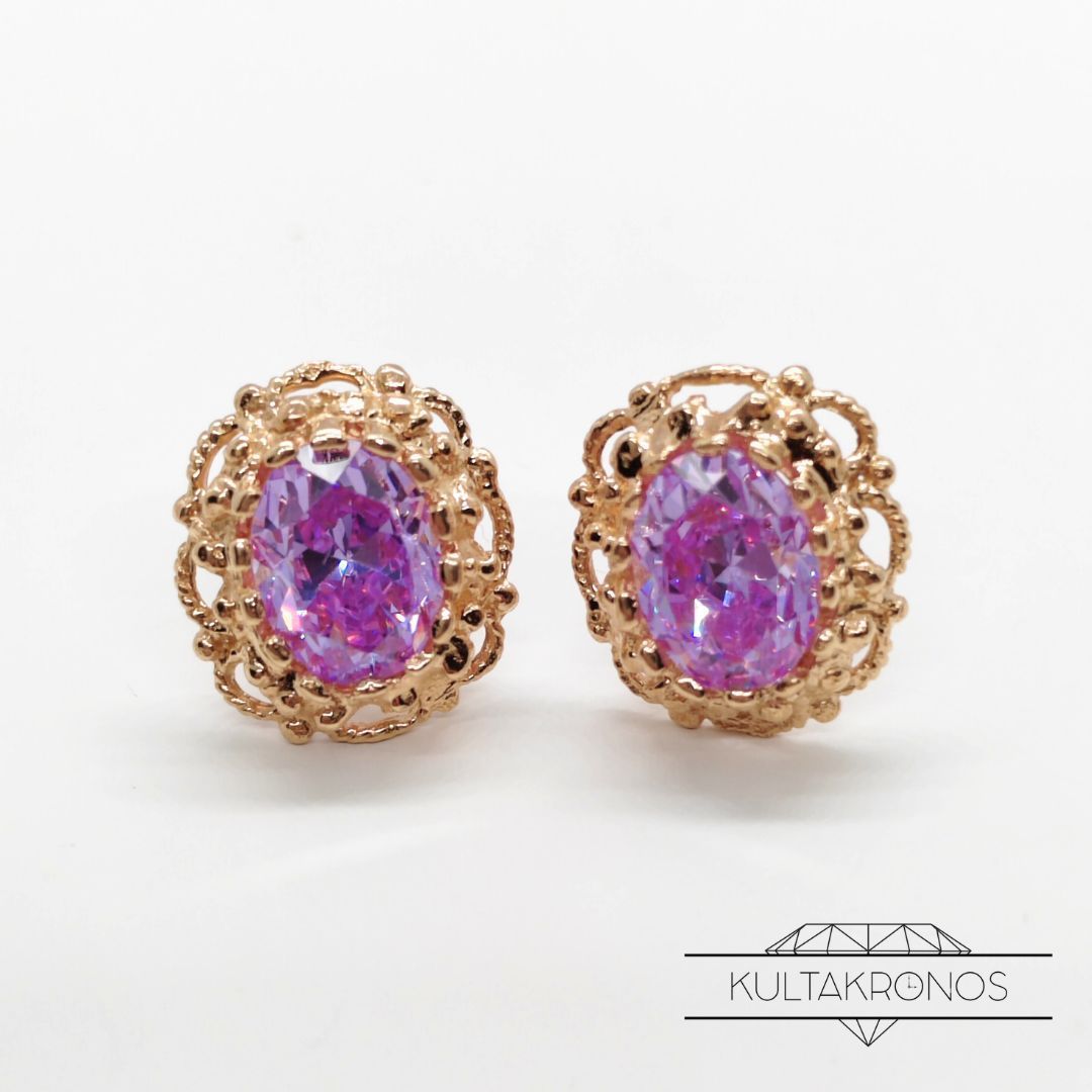 Kultaiset korvakorut