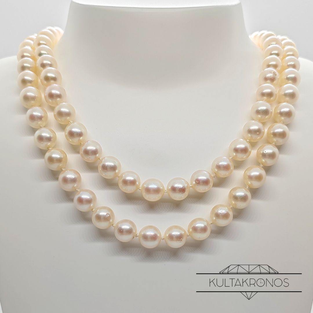 Helminauhakaulakoru timanttilukolla Helminauhakaulakoru timanttilukolla