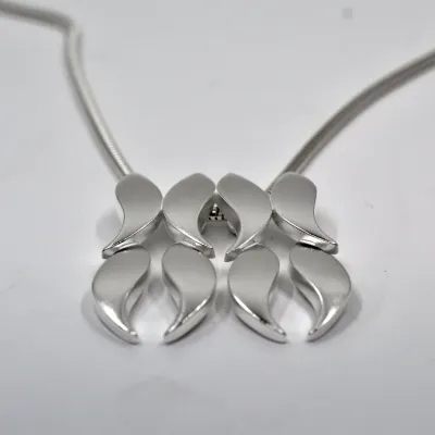 Sassi Design, Syksy riipus