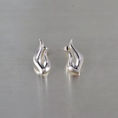 Sassi Design, Tuli korvakorut