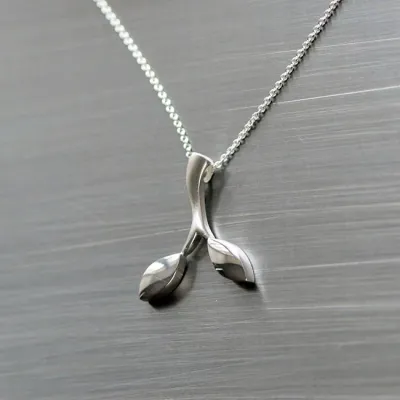 Sassi Design, Kevät riipus