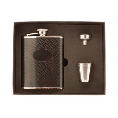 Ruutukuvioinen taskumattisetti