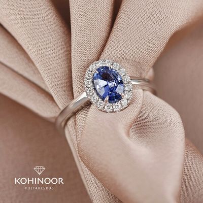 Kohinoor Olivia timanttisormus safiirilla