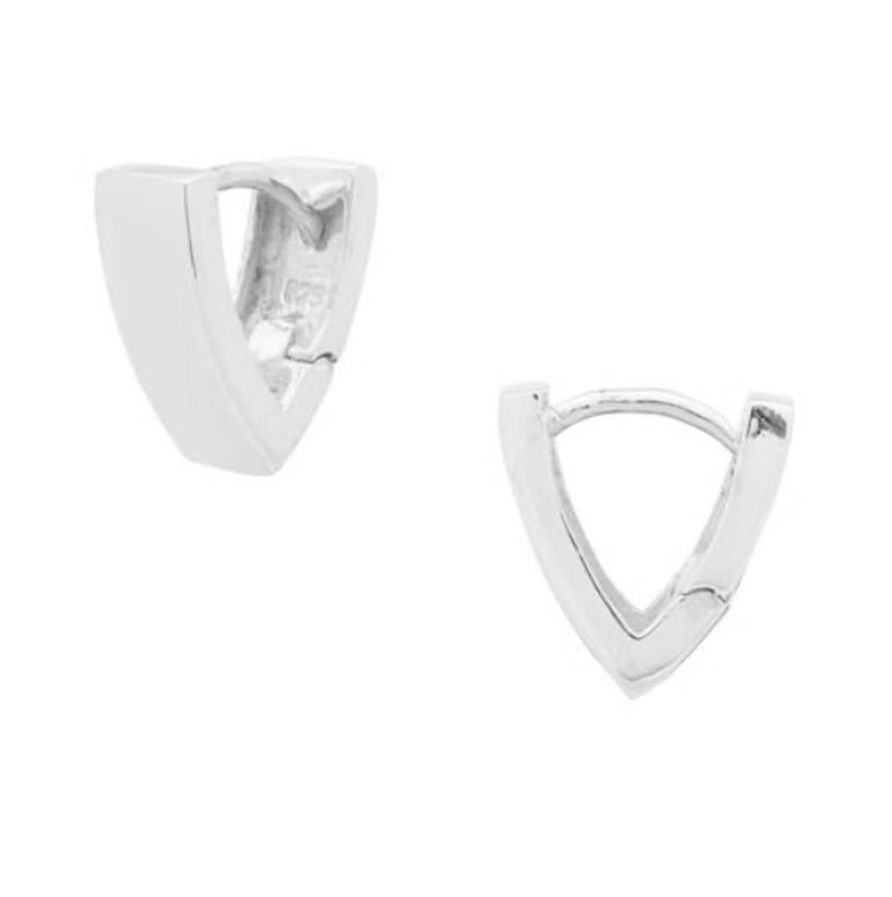 Catwalk Jewellery V-muotoiset hopeiset rengaskorvakorut Catwalk Jewellery V-muotoiset hopeiset rengaskorvakorut