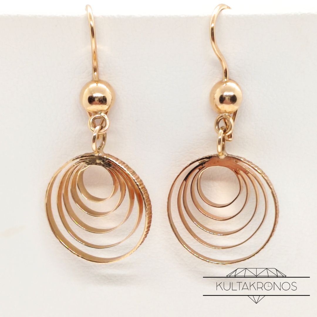 Einari Ailio, Kultaiset korvakorut