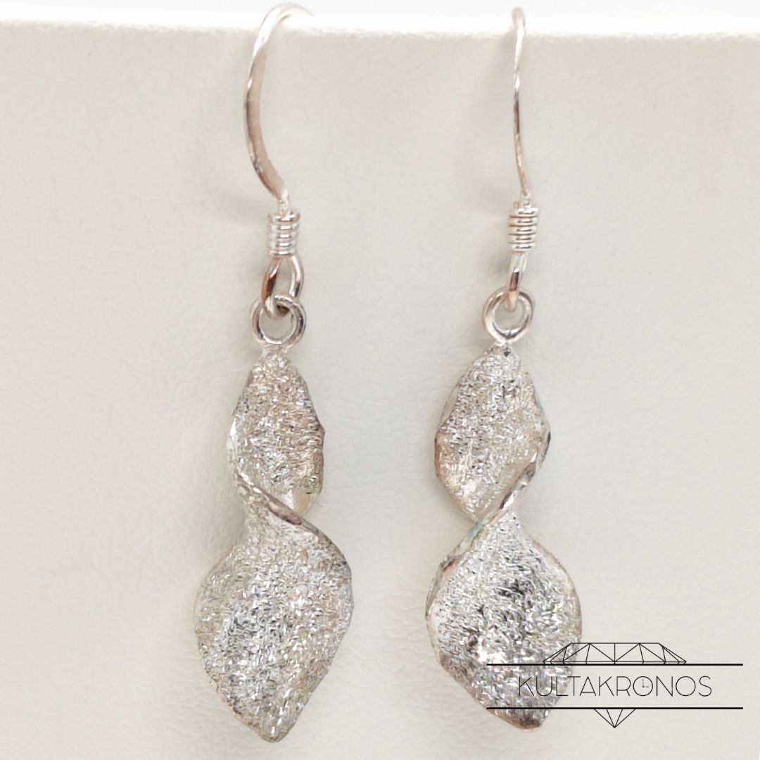 Hopeiset korvakorut Hopeiset korvakorut