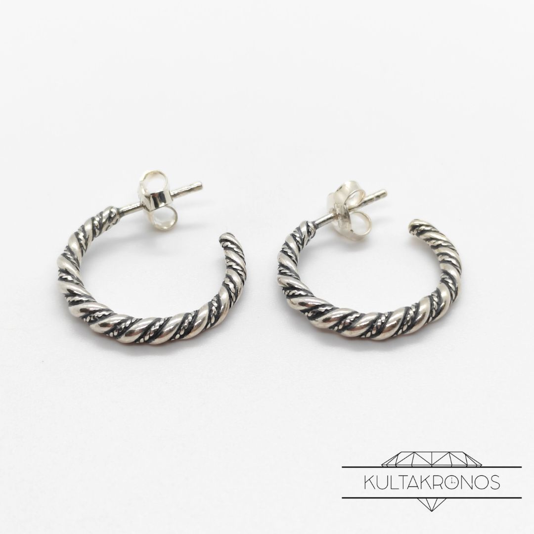 Kalevala Koru, Halikon kierrekorvakorut