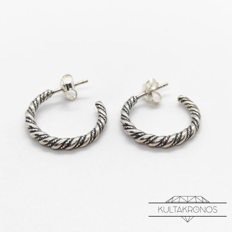 Kalevala Koru, Halikon kierrekorvakorut