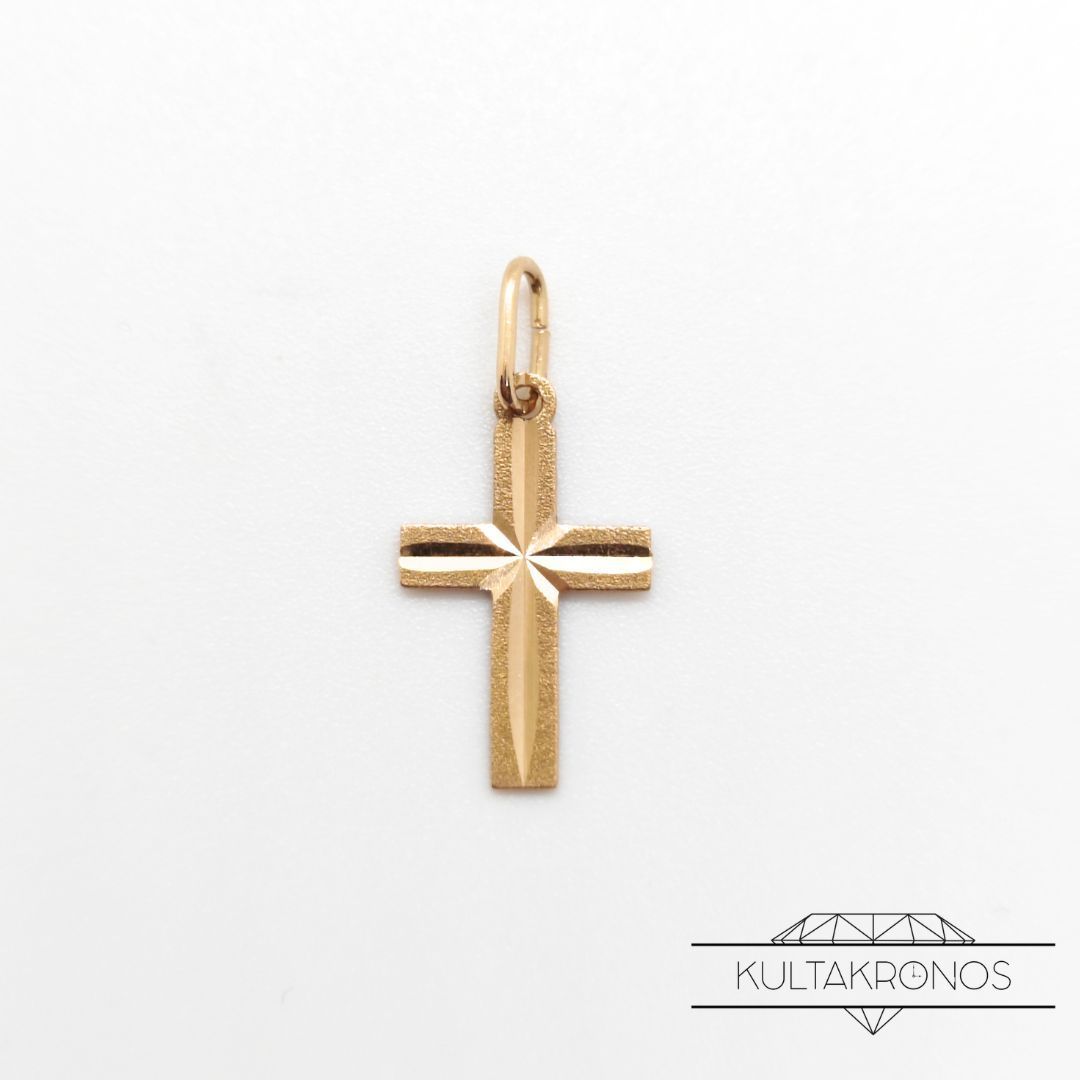 Kultainen ristiriipus