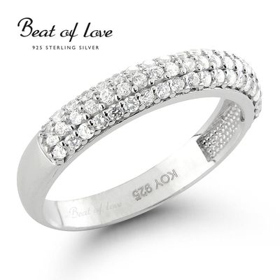 Beat of Love -hopeasormus zirkonioilla