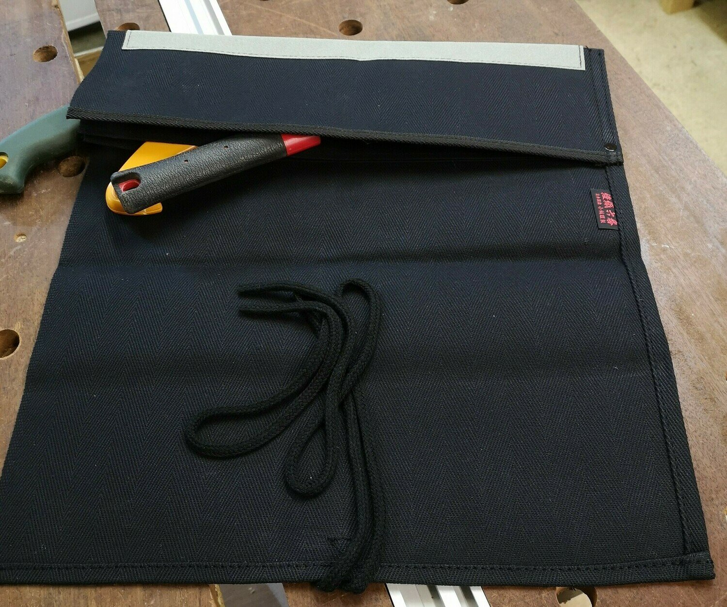 3-compartment canvas saw roll