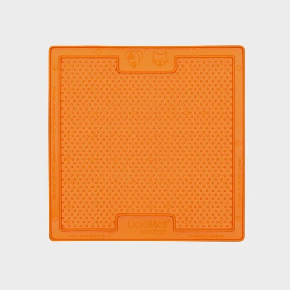 LickiMat Dog Classic Soother, Colour: Orange