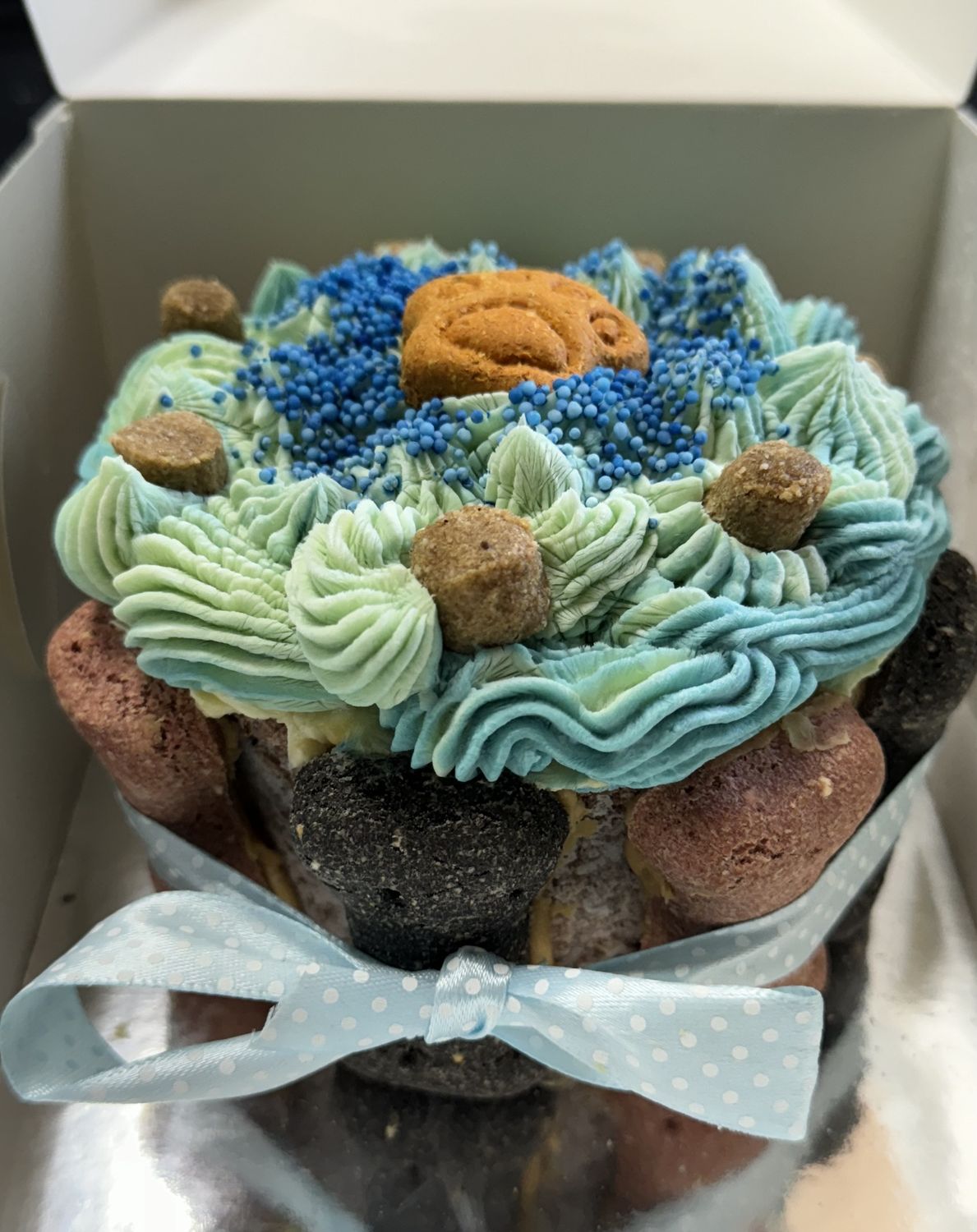 Doggy Birthday Cake, Colour: Blue, Size: Medium