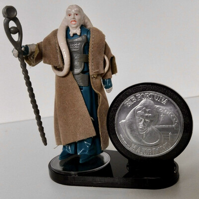 Action Figure &amp; Coin Holder Stand