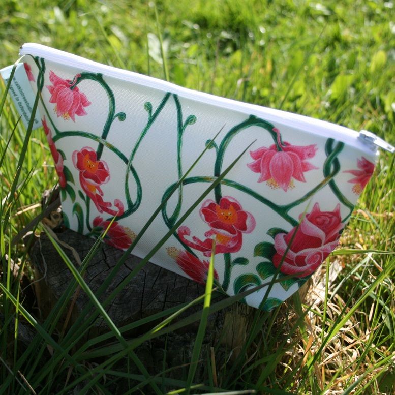 Bag - "That Aint A Dog Rose"