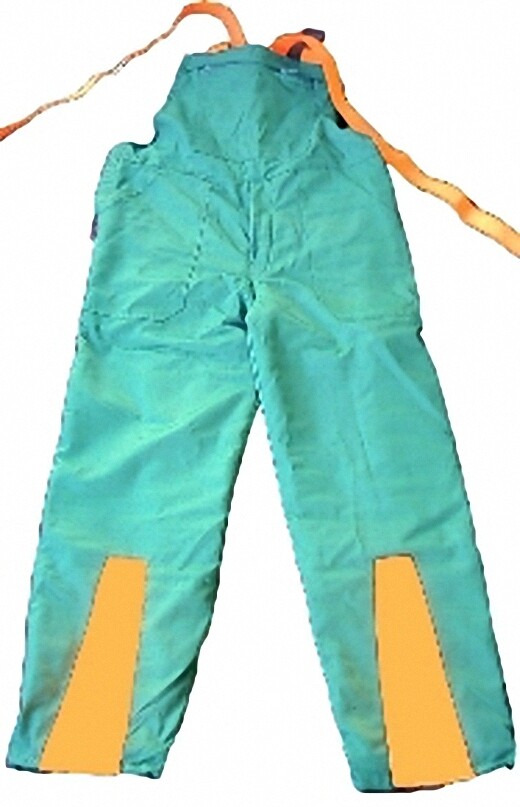 Forstschutzlatzhose mit Schnittschutz  Motorsägen