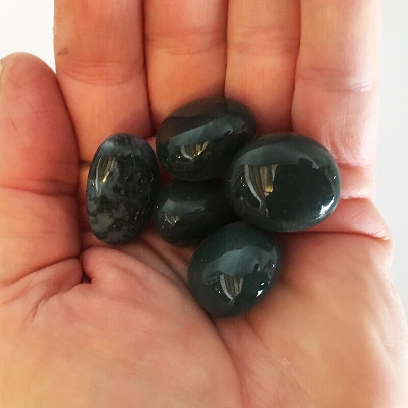 Bloodstone (ea)