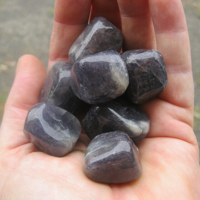 Iolite (ea)