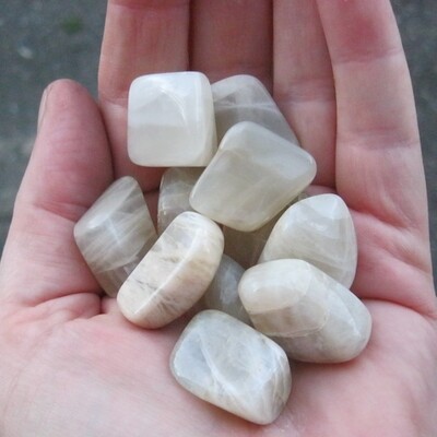Moonstone (ea)