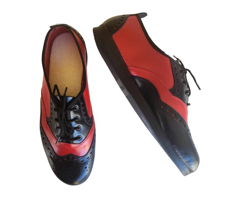 ANNA - Ladies Lace-Up - Black/Red