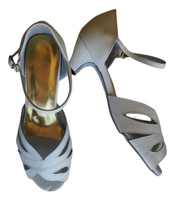 JF-177701W - White, full-leather, Suede Sole, 5cm tapered heel.