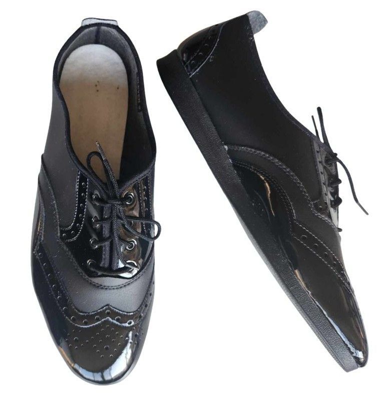 Unisex Rock and Roll - Black Patent / Black Leather, Spin Spot