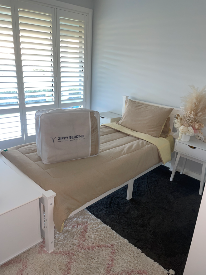 SINGLE HOUSEHOLD BED 100% Cotton Bedding Set - Sandy Beige SINGLE HOUSEHOLD BED 100% Cotton Bedding Set - Sandy Beige