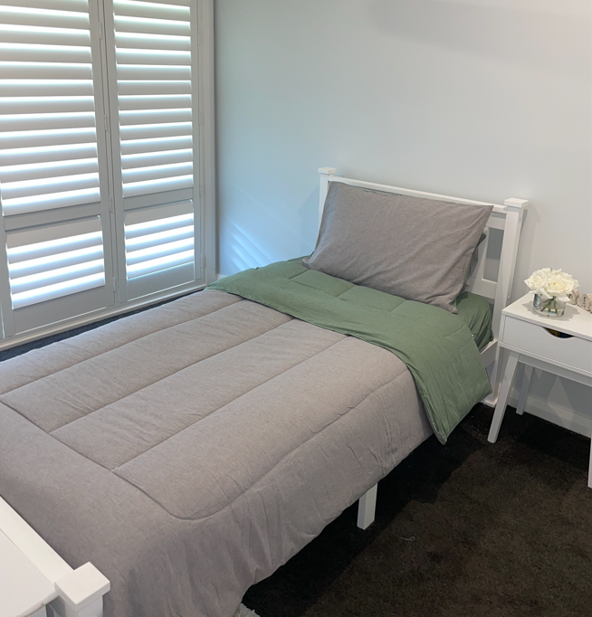 KING SINGLE BED 100% Cotton Bedding Set - Ash Green Comfort  KING SINGLE BED 100% Cotton Bedding Set - Ash Green Comfort 