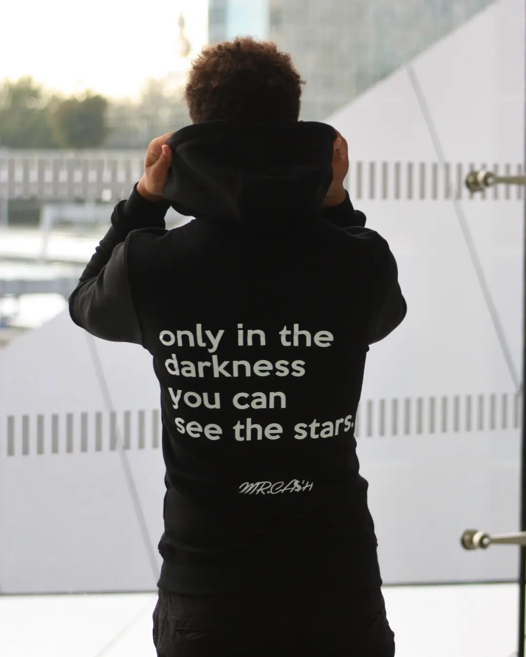 MR.CASH motivation hoodie black