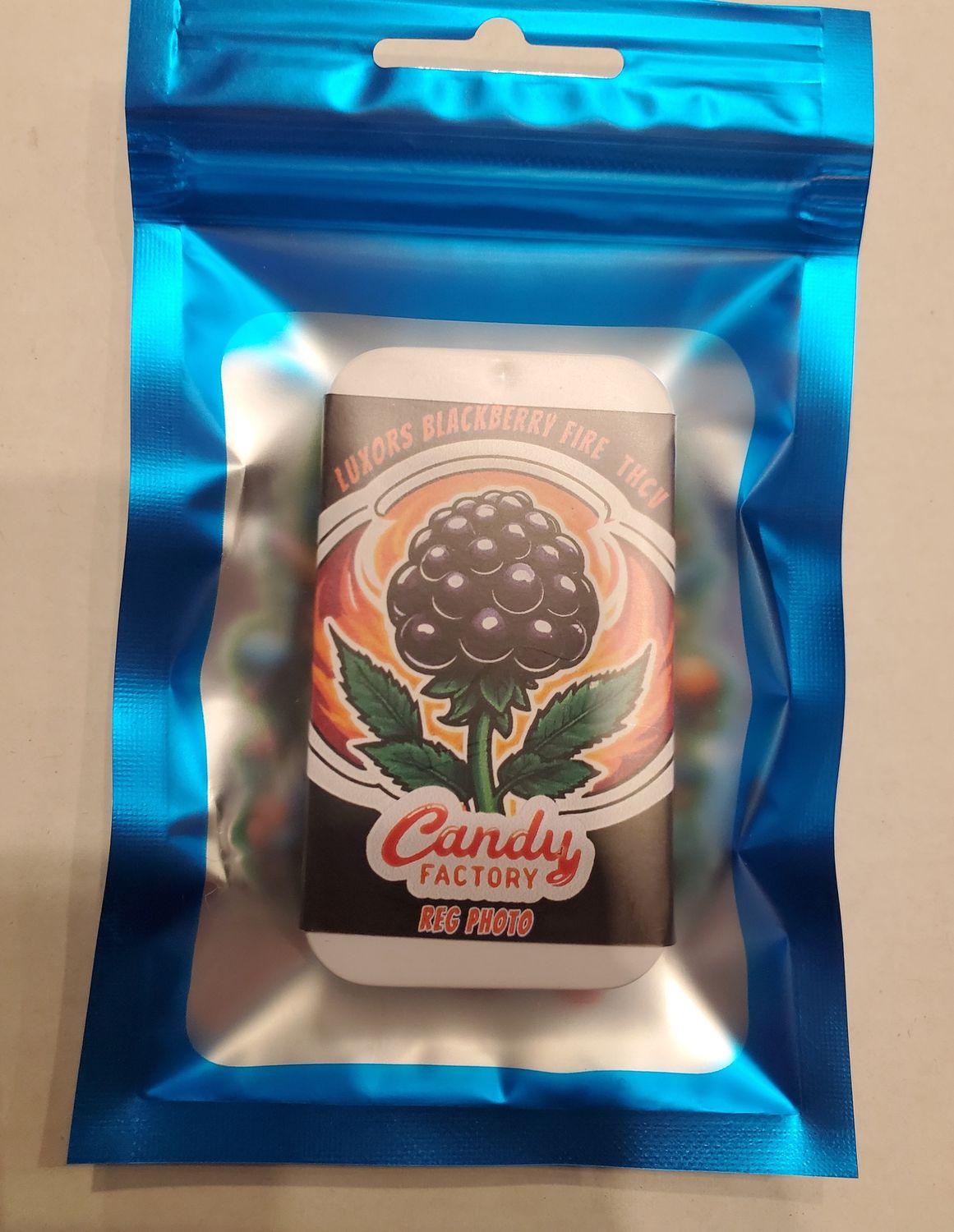 Luxors Blackberry Fire THC-V - Candy Factory - 10 Regular Seeds