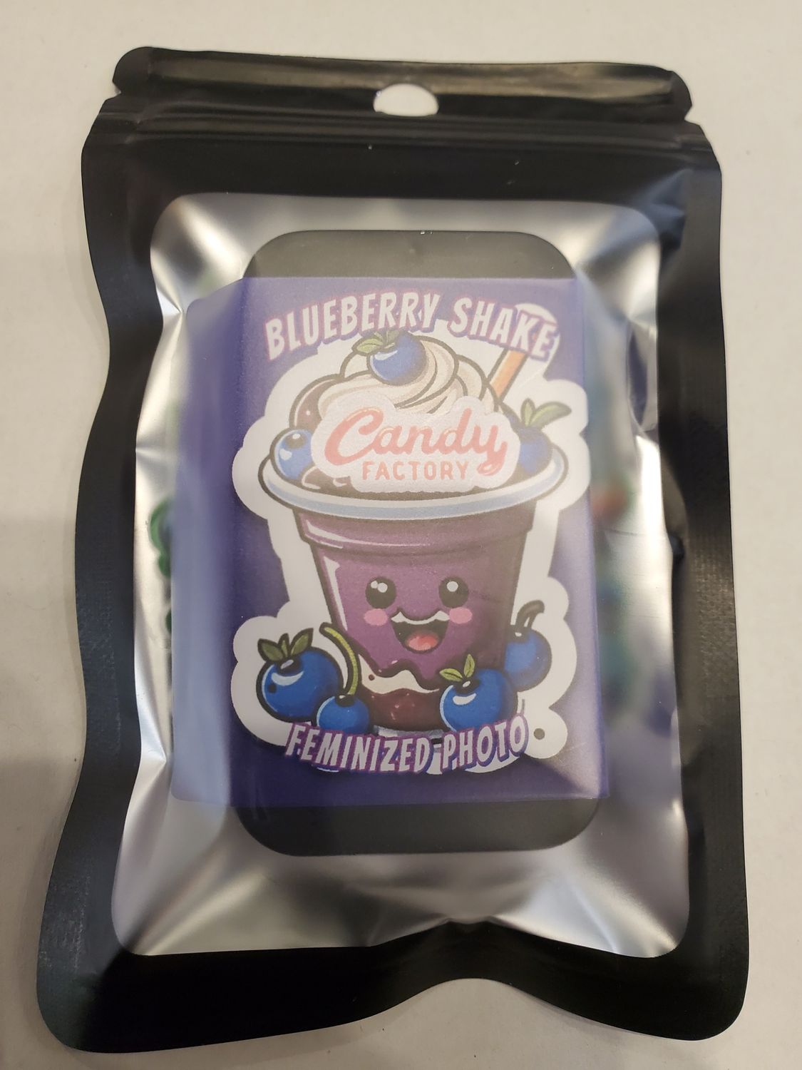 Blueberry Shake - Candy Factory-5 Feminized Seeds