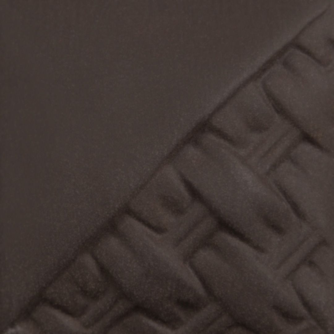 EG004 Dark Brown Engobe Pint